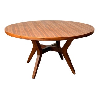 Large ⌀150 Round Dining Table in Walnut, 1950s For Sale