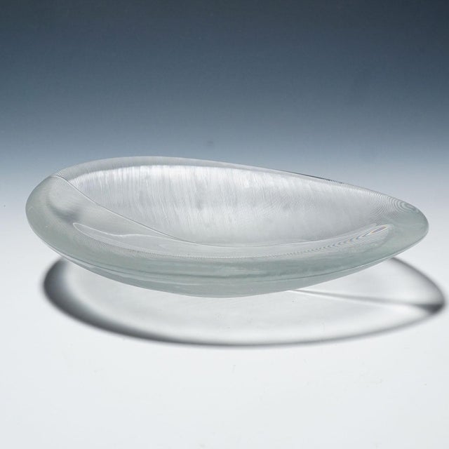 Large Vintage Art Glass Bowl by Tapio Wirkkala for Iittala 1950s A large art glass bowl, designed by Tapio Wirkkala for...