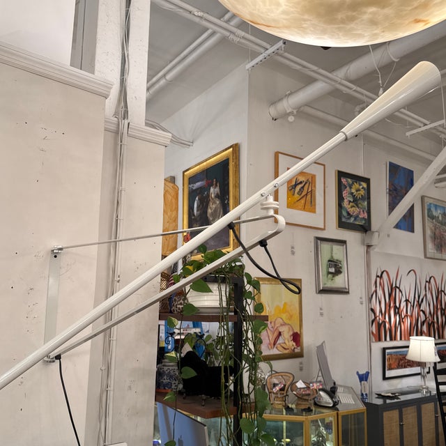 Mid-Century Modern Paolo Rizzatto for Flos 265 White Wall Lamp For Sale In San Francisco - Image 6 of 12