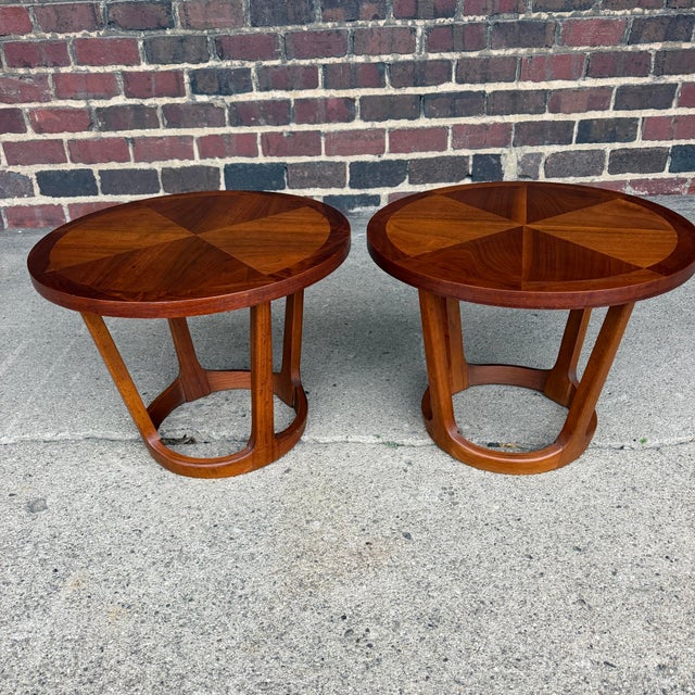 Lane Furniture Pair of Lane Rhythm Round Walnut Side Tables Mid-Century Modern For Sale - Image 4 of 12