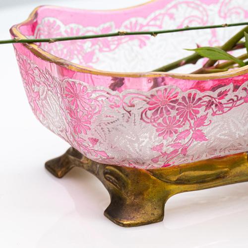 1900 - 1909 Flower Pattern Acid Etched Bowl from Baccarat, 1900 For Sale - Image 5 of 12
