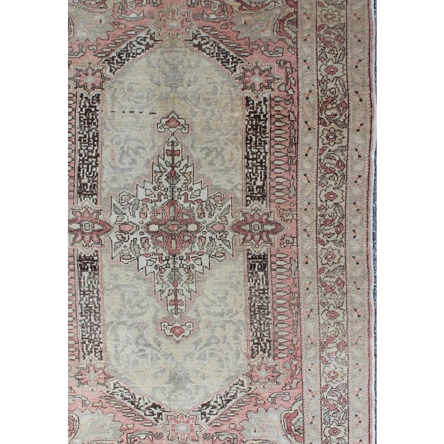 English Early 20th Century Antique Turkish Sivas Rug With Delicate Pink Center Medallion For Sale - Image 3 of 8