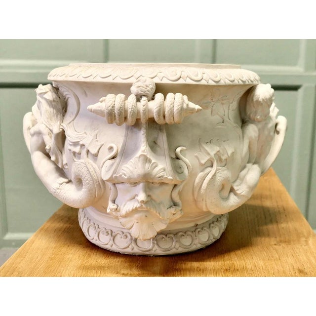 Sanctioned Replication Vase from the Victoria & Albert Museum, 1960 For Sale - Image 6 of 8