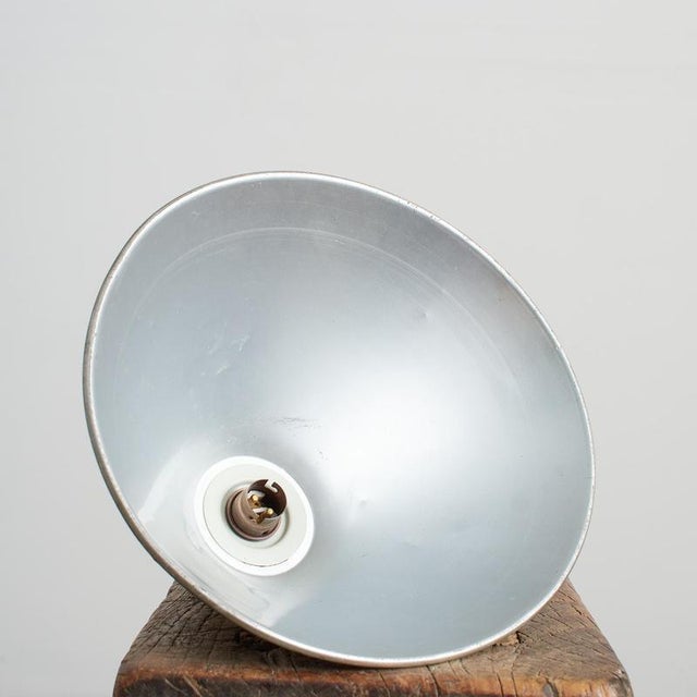 1960s Military Pendant Field Light from MOD, 1960s For Sale - Image 5 of 7