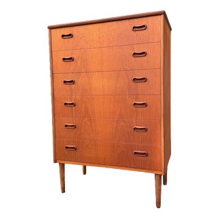 Teak Chest of Drawers with Recessed Handles from Kværndrup Møbelfabrik For Sale