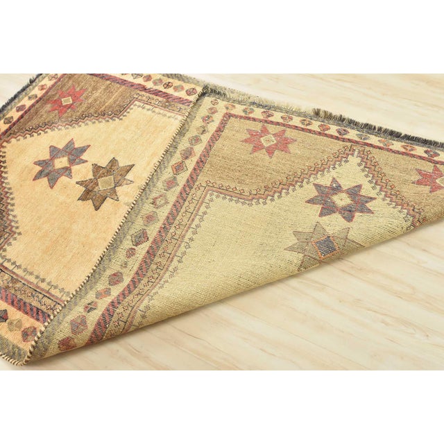 Qashqai Rug 4'3'' X 7' Ivory Wool Vintage Tribal Hand-Knotted Oriental Carpet For Sale - Image 12 of 13