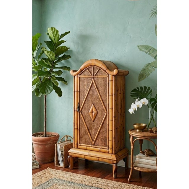 Bring a touch of sun-drenched, high-glamour sophistication to your interior with this exceptional vintage Palm Beach...