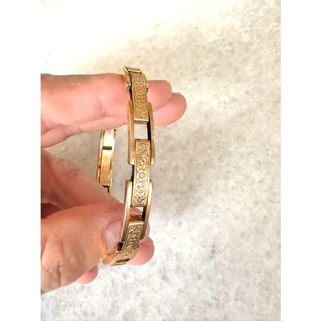 1900 - 1909 Rare Antique 1907 Ostby & Barton Triple Crown Floral Embossed 14 Karat Gold Filled Expansion Bracelet - Stamp For Sale - Image 5 of 5