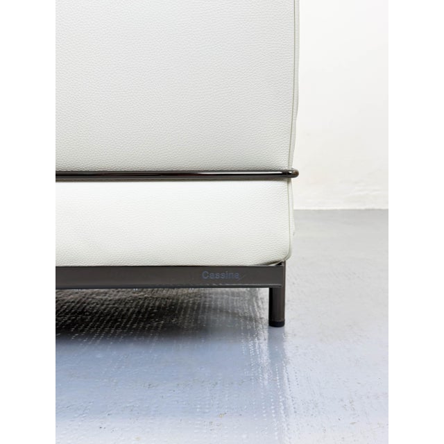 LC2 Chair by Le Corbusier and Charlotte Perriand for Cassina, 2010s For Sale - Image 11 of 13