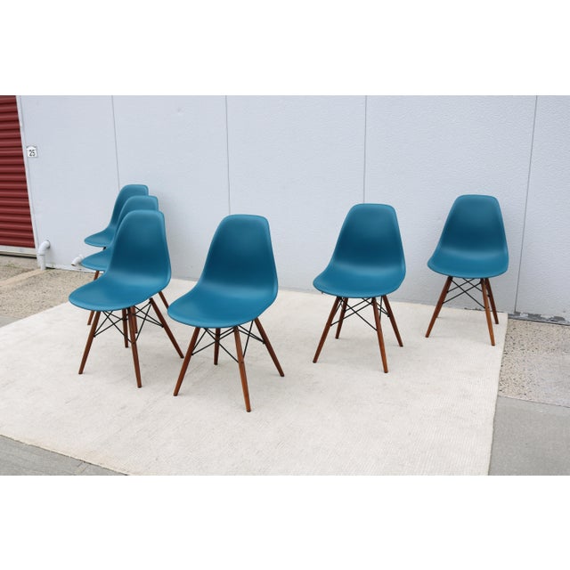 2010s MCM Herman Miller Eames Molded Plastic Dining Chairs Dowel Base DSW - Set of 6 For Sale - Image 5 of 18