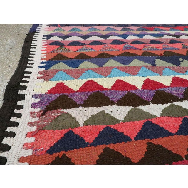 Galerie Shabab Collection Mid-20th Century Persian Flatweave Kilim Rug For Sale In New York - Image 6 of 10