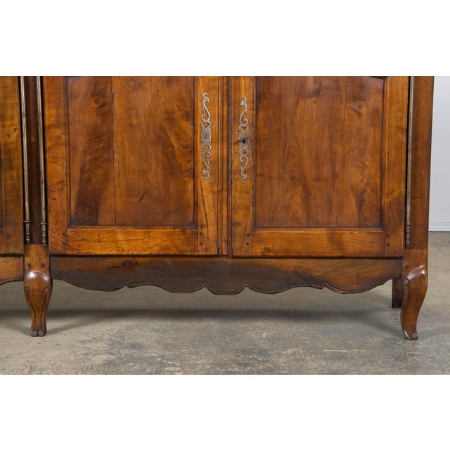 19th Century French Louis XV Style Oak Sideboard Enfilade Buffet For Sale In New York - Image 6 of 12