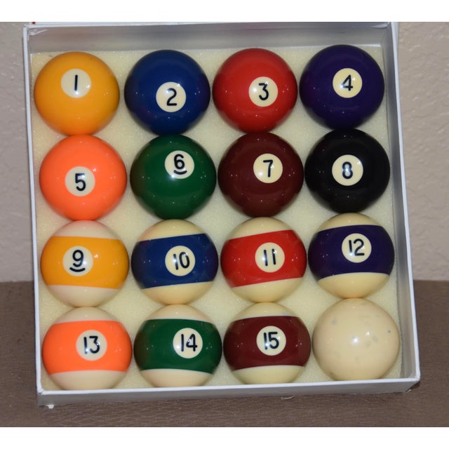 Vintage Victor Professional Complete Set 16 Bakelite Billiard Pool Balls For Sale In Palm Springs - Image 6 of 7