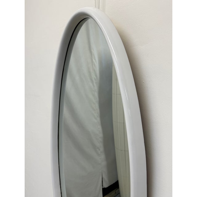 1960s Mid-Century White Lacquer Wall Mirror, American Mirror Company 1966 For Sale - Image 5 of 12