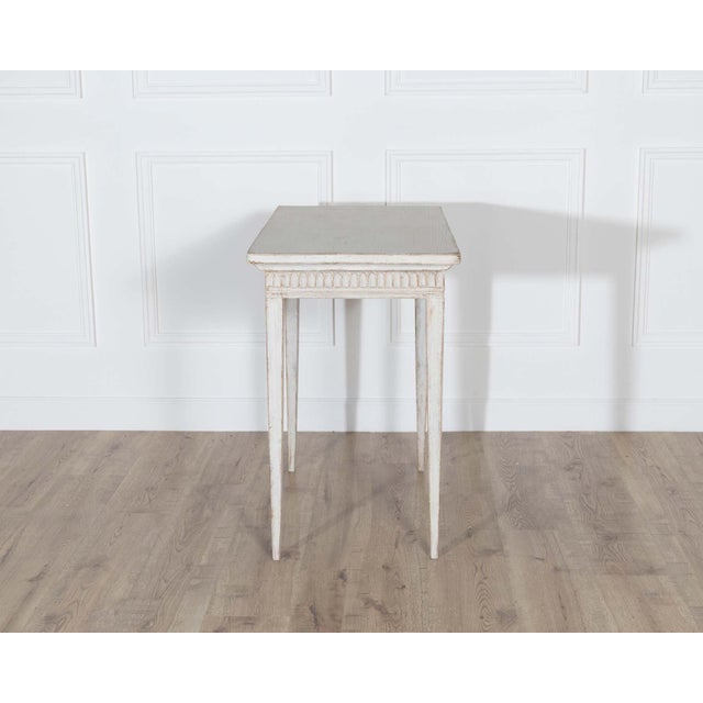 19th Century Swedish Gustavian Painted Side Table For Sale In Atlanta - Image 6 of 8