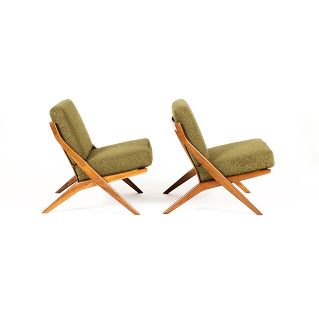Mid-Century Modern 1960s Danish Modern Mid Century Walnut Scissor Lounge Chairs — Folke Ohlsson for Dux — Olive Bouclé For Sale - Image 3 of 11