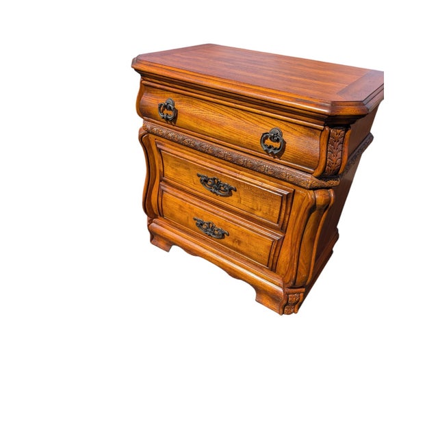 Late 20th Century French Provincial Wood Nightstand Set of 2 Carved Two Drawer Brown For Sale In Los Angeles - Image 6 of 7