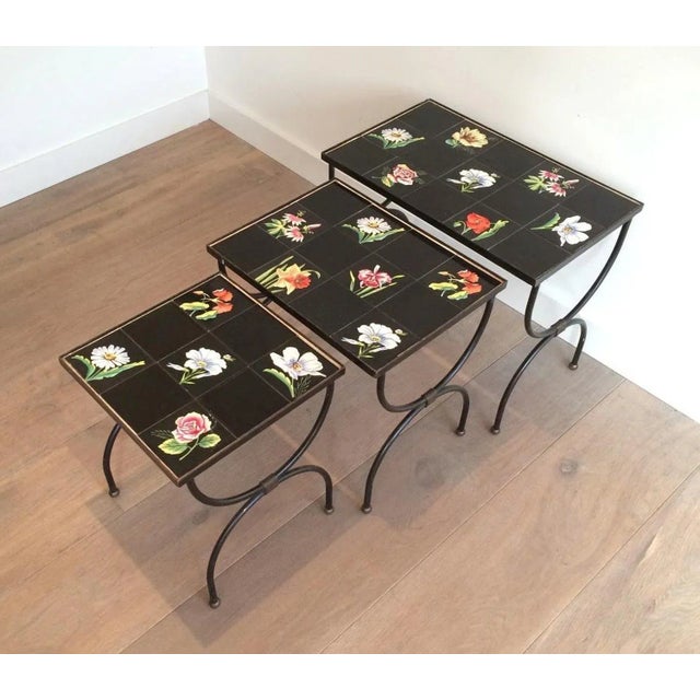 1950s Circa 1950s French Ceramic and Black Iron Nesting Tables - Set of 3 For Sale - Image 5 of 13