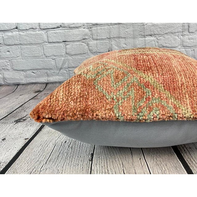 20 x 20 Rug Pillow Tranquil Harbor Turkish Pillow Cushion Cover For Sale - Image 4 of 4