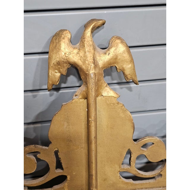 Late 20th Century Friedman Brothers Eagle Mirror Williamsburg Style Gold Gilt Frame For Sale - Image 16 of 16