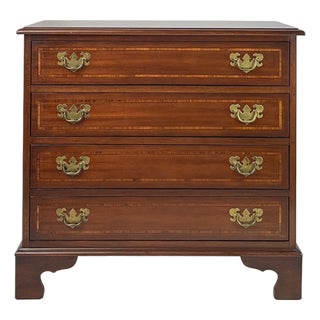 Vintage White Furniture Co. Chippendale Style Inlaid Mahogany 4-Drawer Nightstand / Bachelor Chest For Sale
