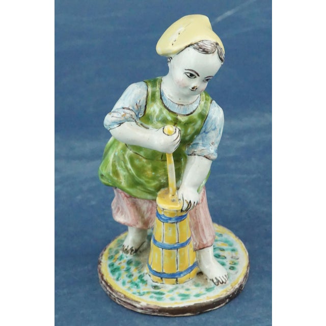 19th Century Hungarian Anabaptist Majolica Ceramic Peasant Women from Stomfa Haban, Set of 2 For Sale - Image 11 of 18