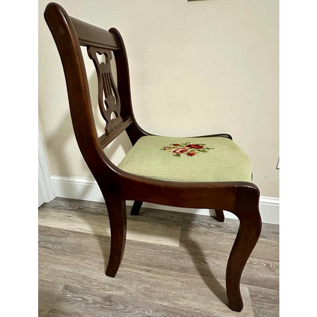 Victorian Vintage Early-Mid 20th Century Duncan Phyfe Style Mahogany Lyre/Harp Back Dining/Side Chair For Sale - Image 3 of 9