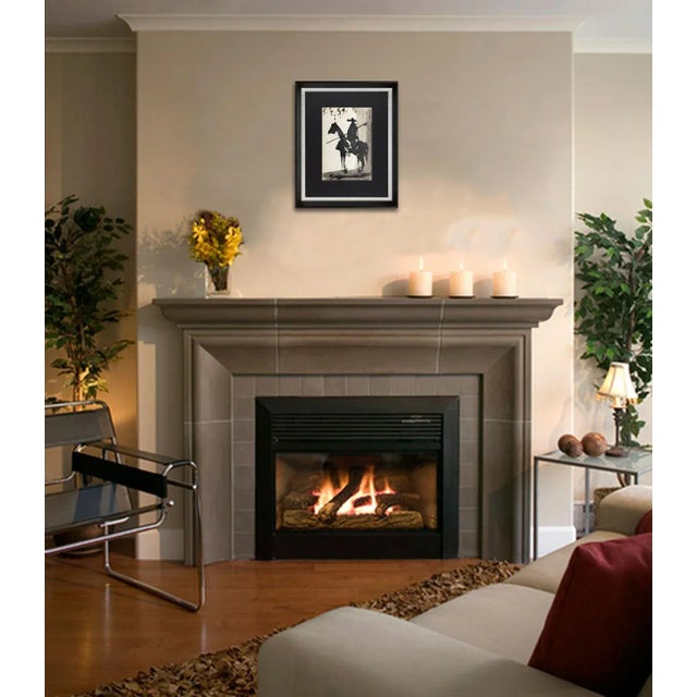 Pablo Picasso Limited Edition Lithograph, 1961. Size 26.7 x 37cm. Frame Size: 15 1/2 x 19 1/2in. Sur les presses de...