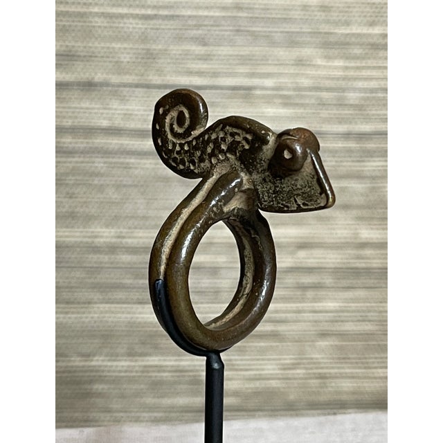 African Bronze Senufo Chameleon Diviners Ring For Sale - Image 4 of 5