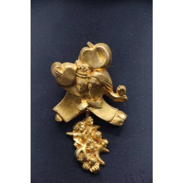 Broch signed on the reverse by Line Vautrin in gilt bronze very good condition This piece has an attribution mark, I am...