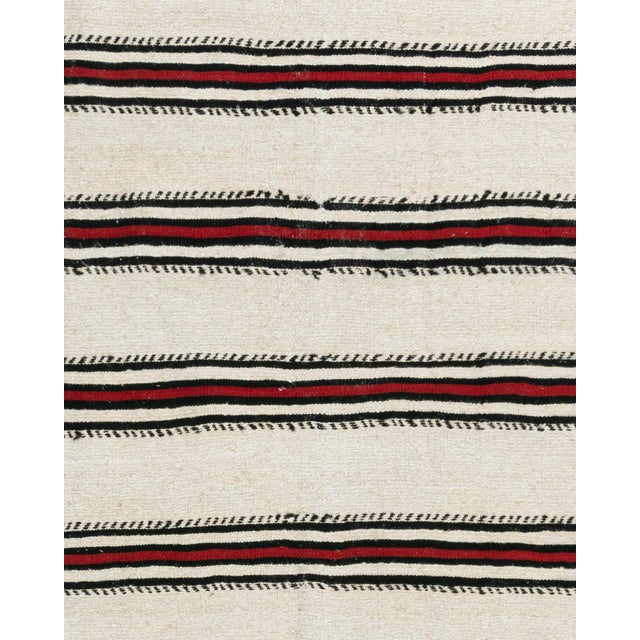 White Vintage Circa 1940 Turkish Kilim Flat Weave Rug 4ft 8in X 8ft 4in For Sale - Image 8 of 8