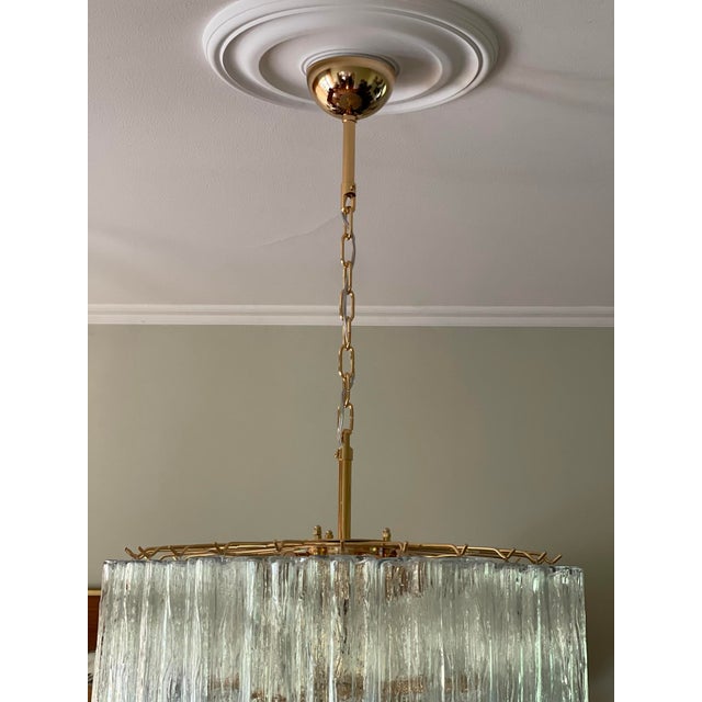 Glass Large Murano Chandelier with Golden Base For Sale - Image 7 of 8