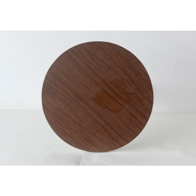 1960s 1960s Vintage Tulip Style Pedestal Side Table in Walnut Mid-Century For Sale - Image 5 of 11