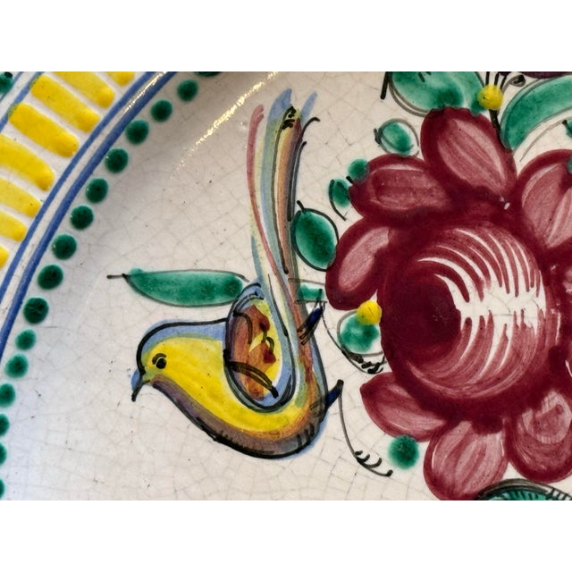Deruta Mid 20th Century Large Italian Maiolica Charger – 16” Hand-Painted Deruta Style For Sale - Image 4 of 13