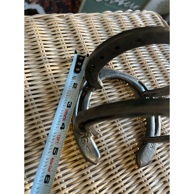 1970s Silver Horseshoe Rustic Style Metal Napkin Holder For Sale In Atlanta - Image 6 of 6
