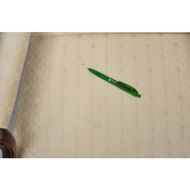 Vintage Thomasville Georgian Style Carved Mahogany Lounge Arm Chairs - A Pair For Sale - Image 11 of 16