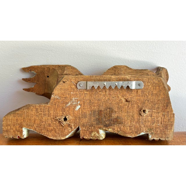 Mid 20th Century Vintage Chinese Foo Dog Carved Wood Wall Bracket For Sale - Image 5 of 6