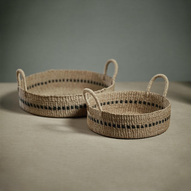Black Cadiz Abaca Basket Trays with Black Accent, Set of 2 For Sale - Image 4 of 6