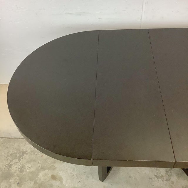 Mid 20th Century Ebonized Mahogany Round Extension Dining Table, Attributed to Paul Frankl for John Stuart For Sale - Image 5 of 18