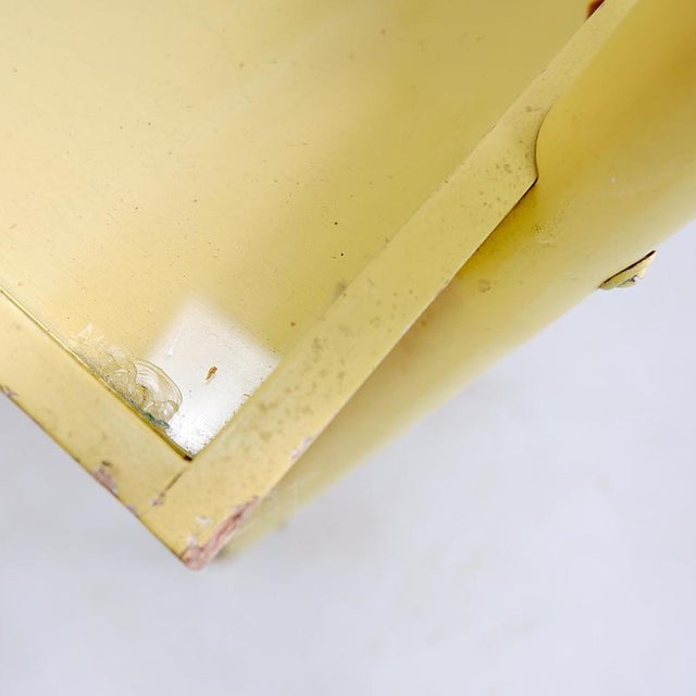 Vintage Bar Cart in Yellow Lacquered Wood For Sale - Image 14 of 15