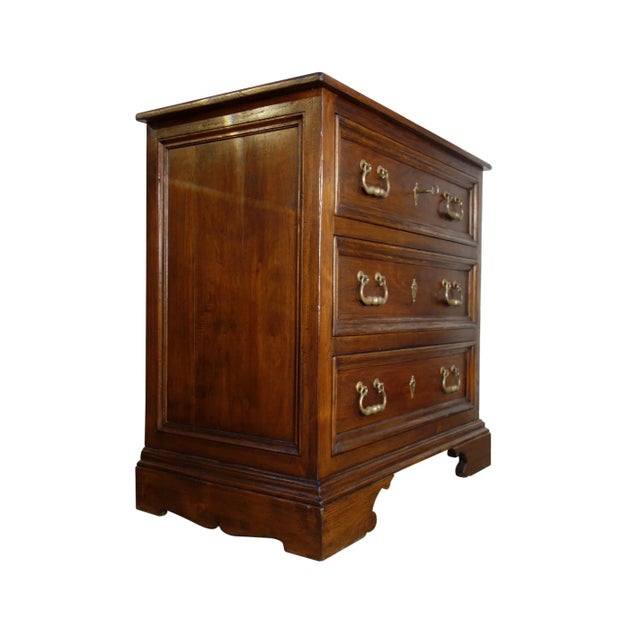 Contemporary 18th Century Style Italian Old Walnut 3-drawer Cassettone Dresser For Sale - Image 4 of 11