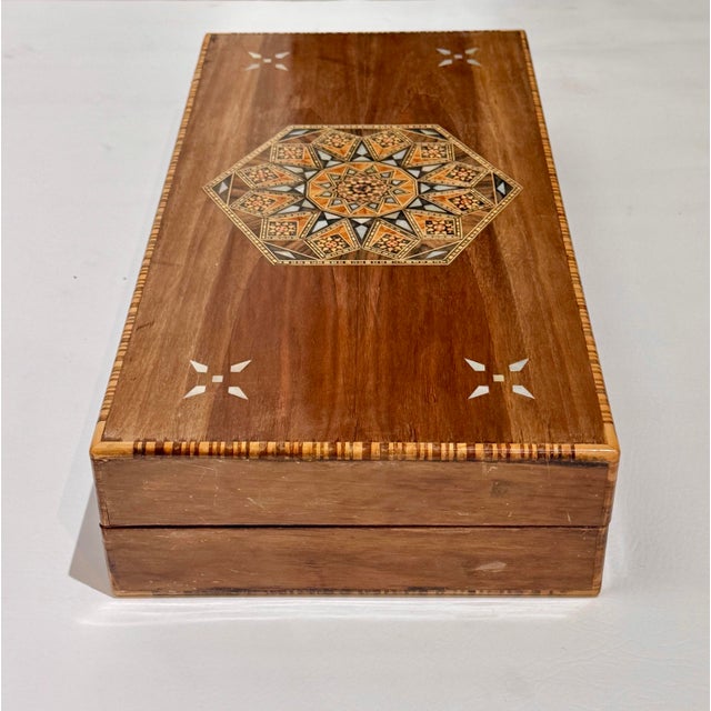 1940s Vintage Handcrafted Damascus Marquetry Inlaid Wood Folding Backgammon Board Box For Sale - Image 5 of 10