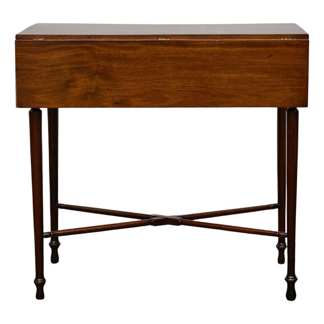19th Century English Mahogany Drop-Leaf Table with Slender Tapering Legs For Sale