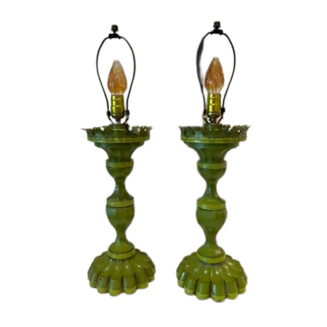 Pair of Vintage Tole Chartreuse Lamps With Light Blue Linen Shades For Sale - Image 4 of 11