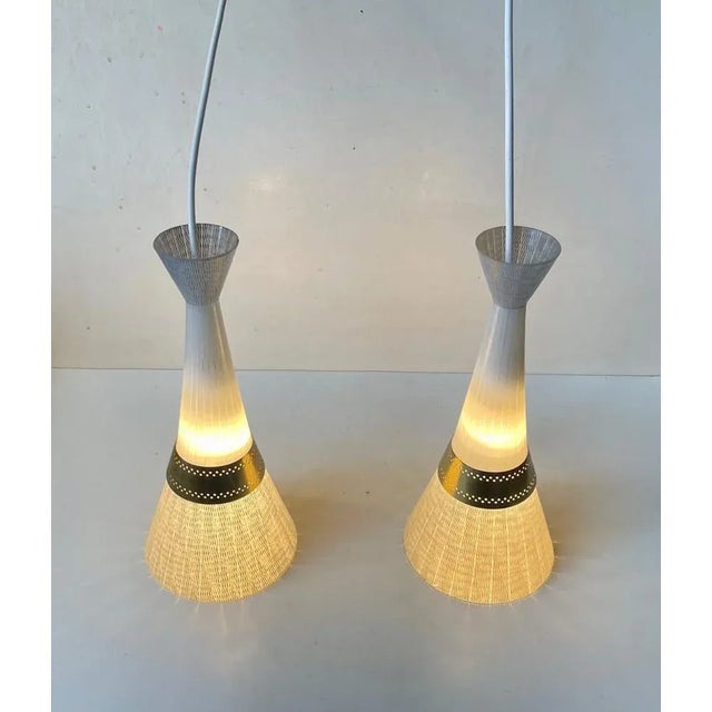Metal Mid-Century Modern Italian Glass and Brass Pendant Lights from Stilnovo, 1950s, Set of 2 For Sale - Image 7 of 12