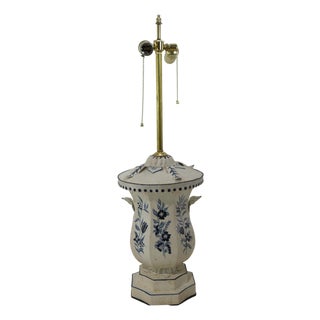 Vintage 1980s Hand-Painted Blue and White Toleware Table Lamps For Sale