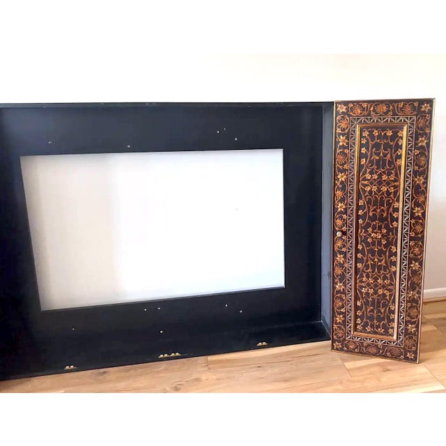 Late 20th Century Hollywood Regency Wall Mounted Tv Hideaway Cabinet For Sale - Image 14 of 17