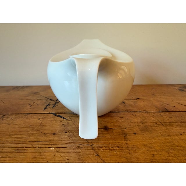 Mid-Century Modern Vintage "Central Park" Teapot by Mikaela Dörfel for Fürstenberg, 2003 For Sale - Image 3 of 9