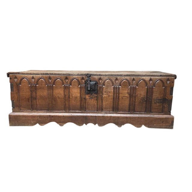 Spanish Chest in Chestnut with Carved Arches, 1650s, in Good conditions. Designed before 1890