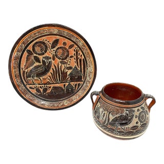 Vintage Tlaquepaque 'Petatillo Noche-Style' Plate & 2-Handle Pot From Jalisco For Sale